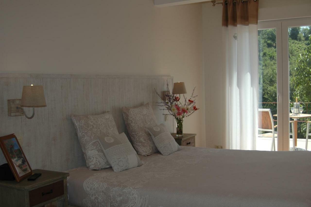 Les Jardins De Soulane B&B - Adults Only Belcastel-et-Buc 외부 사진